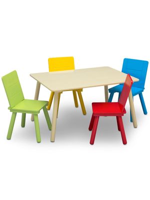 Juego de mesa y 4 sillas para niños